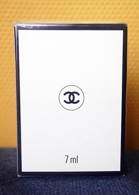 シャネル n°5 未開封 ミニボトル 7ml パルファム - メルカリ