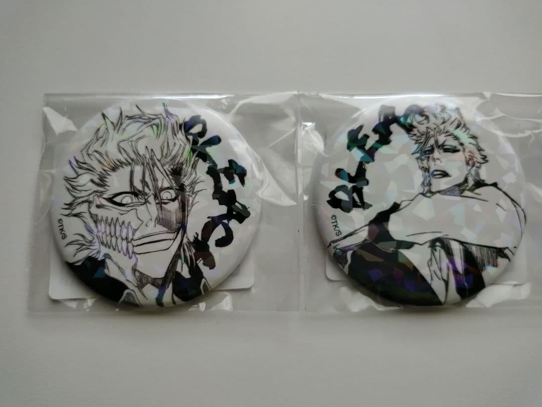 BLEACH グリムジョー・ジャガージャック ホログラム缶バッジ 2個セット