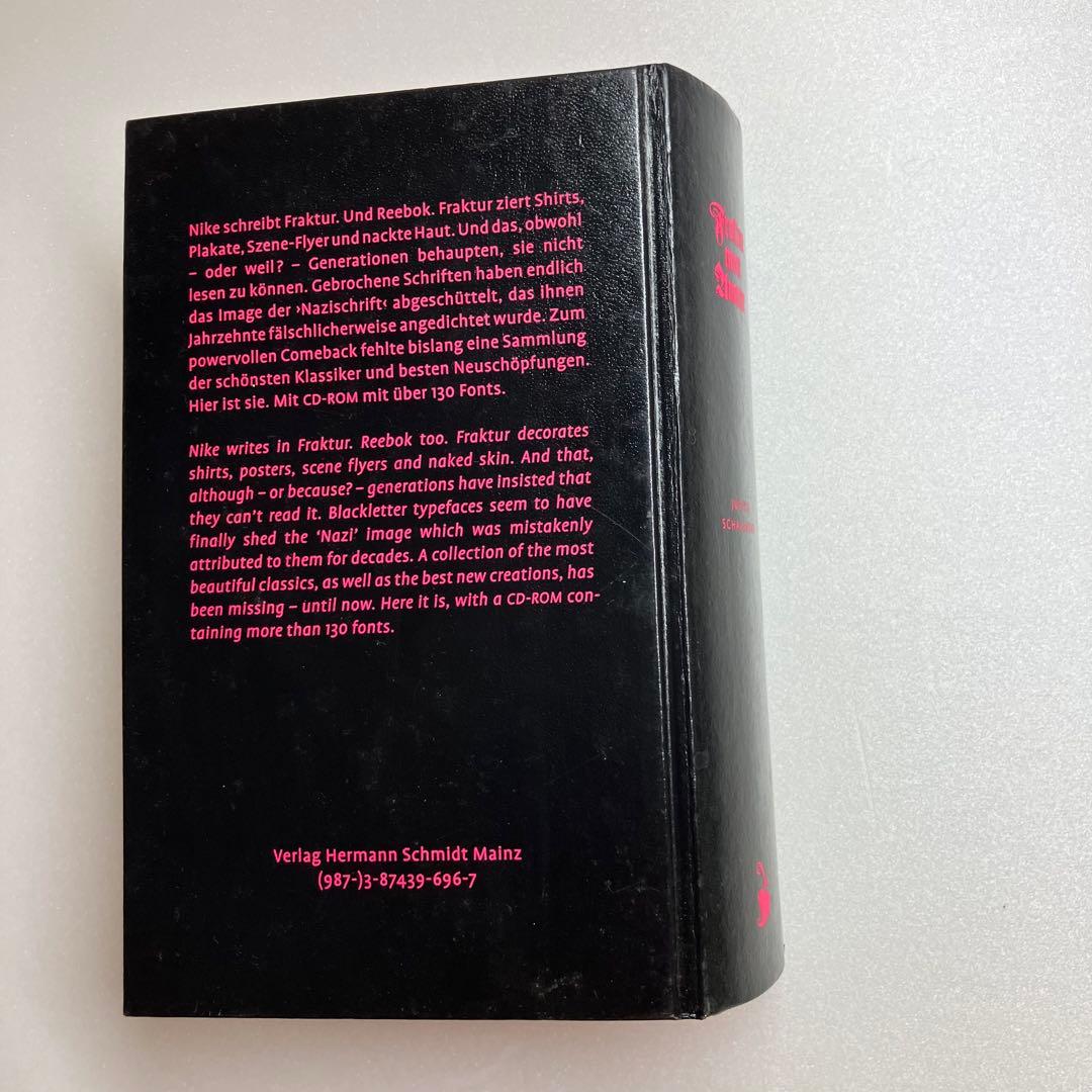 洋書】フォントデザイン集 Fraktur Mon Amour - メルカリ