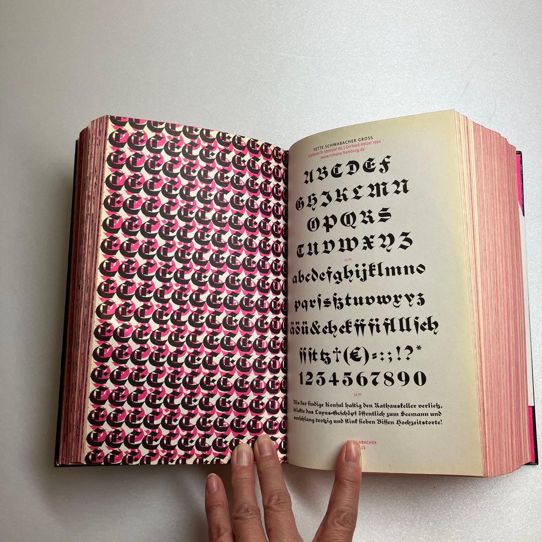 洋書】フォントデザイン集 Fraktur Mon Amour - メルカリ