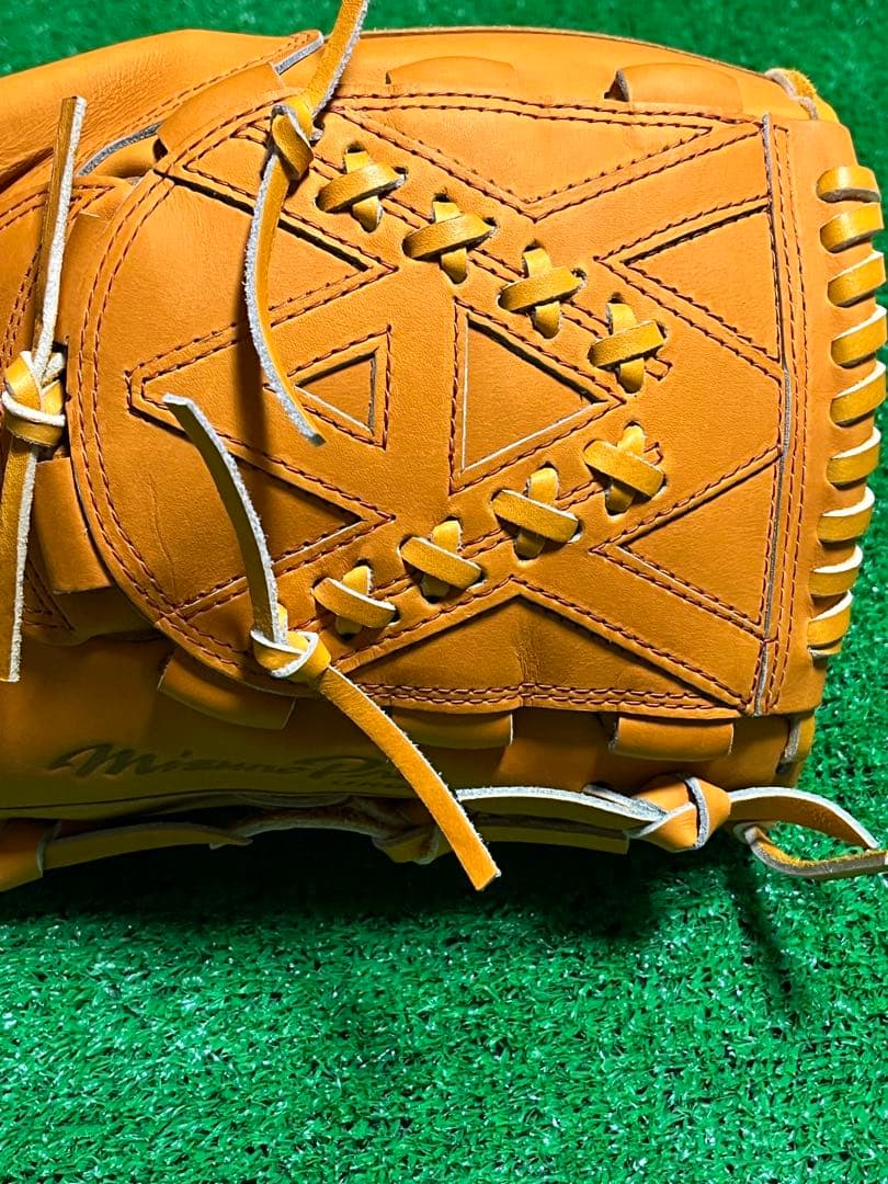 ミズノプロ オーダー 斎藤佑樹さん 復刻版グラブ - メルカリ