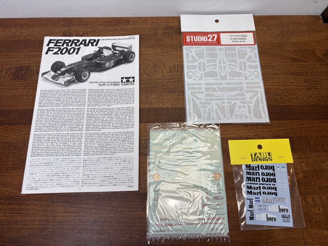 タミヤ 1/20 フェラーリ F2001 マルボロデカール、カーボンデカール