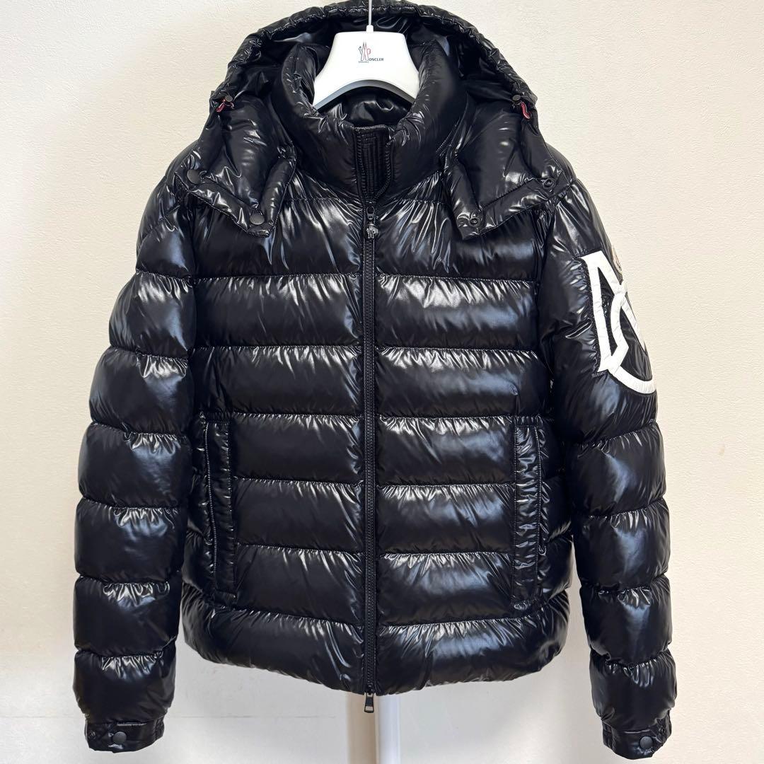 極美品 MONCLER 