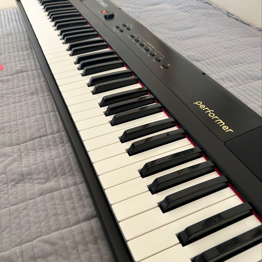 artesia アルテシア 電子ピアノ performer アダプター付 重量たった7kgの88鍵盤電子ピアノ artesia PERFORMER ホワイト