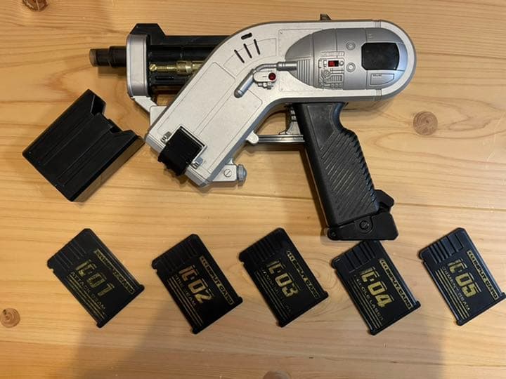 年末年始大特価】ビーファイターカブト インプットカードガン - メルカリ