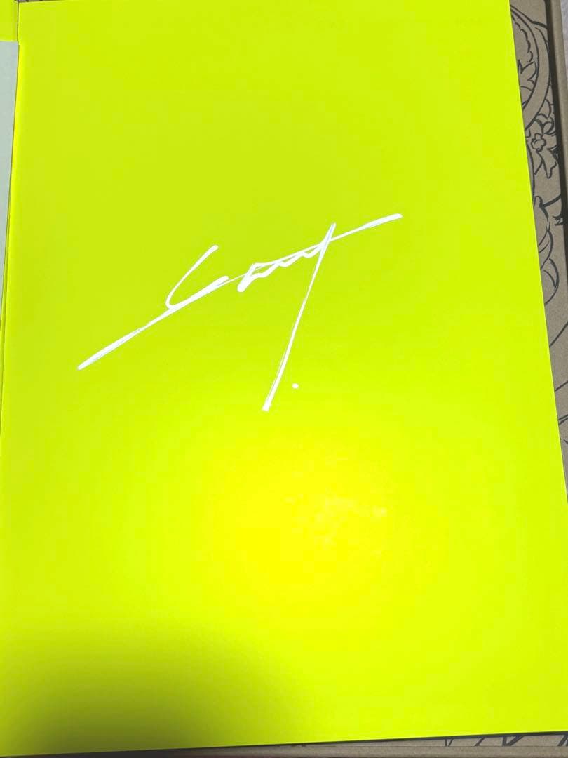 EYE Special Edition 米山舞 作品集 直筆サイン 特装版 - メルカリ