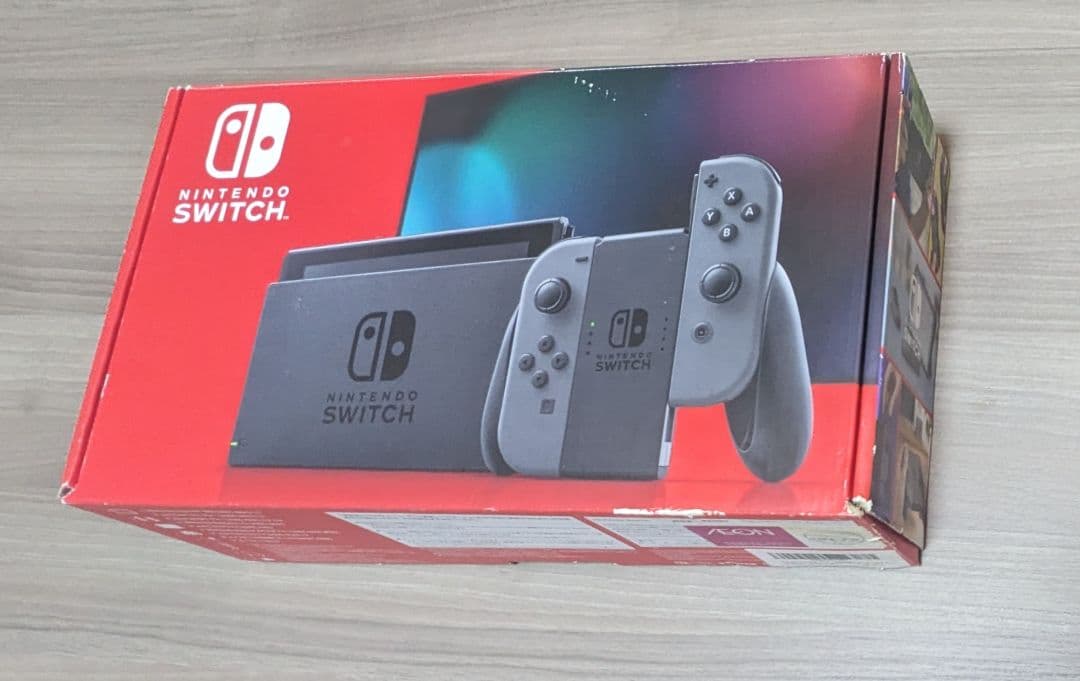 Nintendo Switch｜グレー（2020年製） Nintendo Switch Console with Gray Joy-Con -(Japan Version