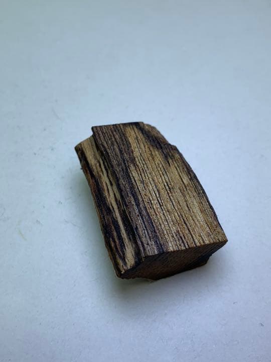 古渡命銘木 百二十種名香　真那賀　【初雪】4.886g 香木/お香/沈香/伽羅