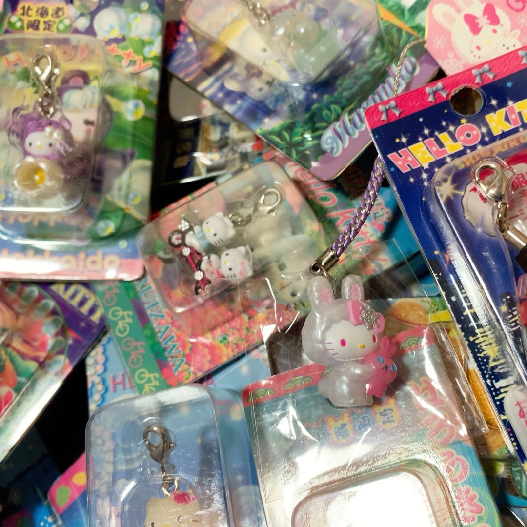 ご当地キティ 68個 根付 ファスナーマスコット パンク/新宿ver.キティ