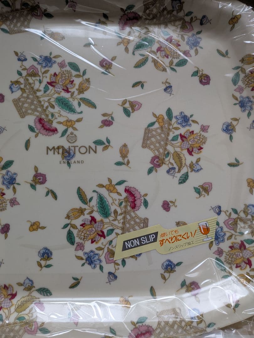 MINTON 肌掛け布団140cm x 190cm 2枚 ＆ トレーおまけ