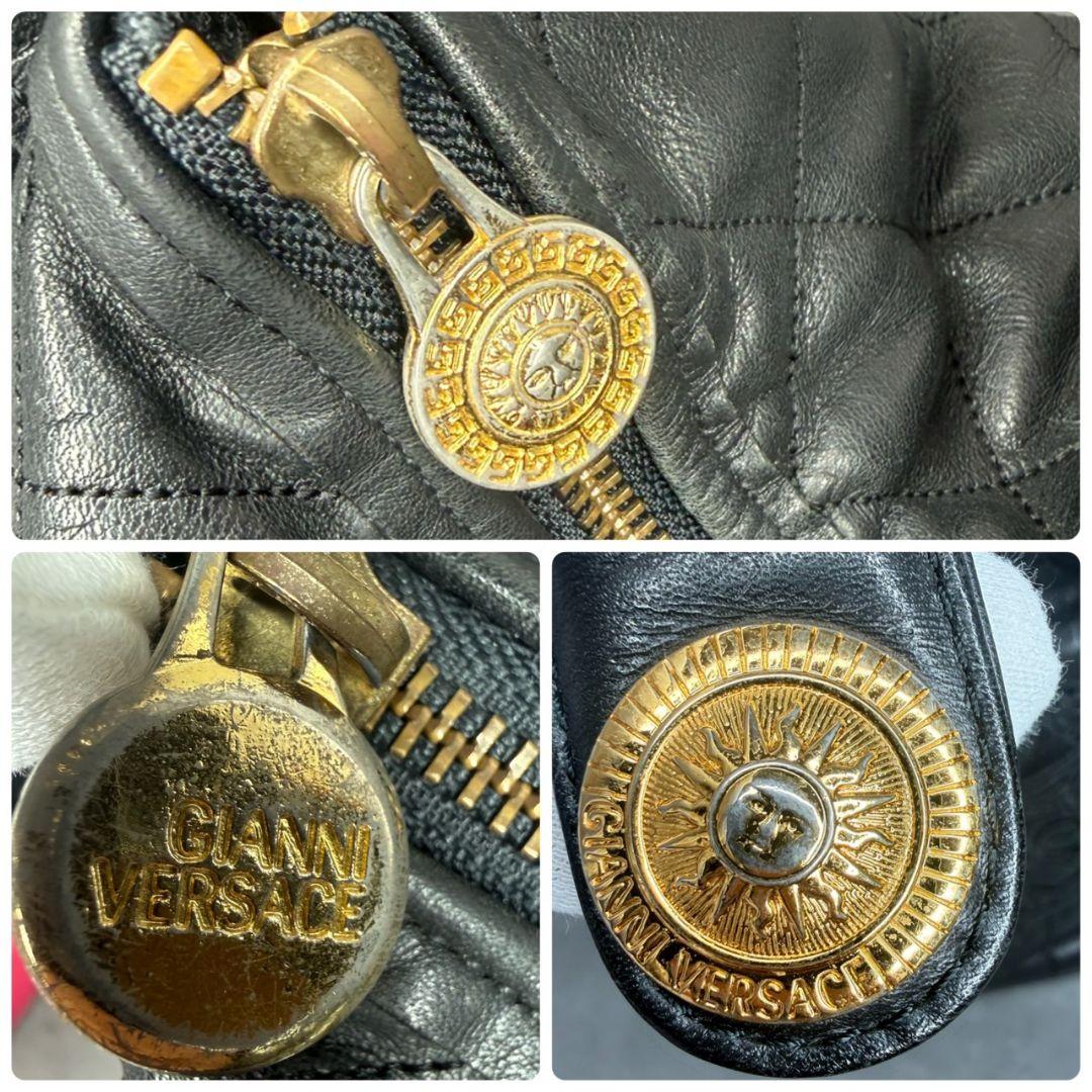 ジャンニヴェルサーチ サンバースト 刺繍 キルティング バニティバッグ