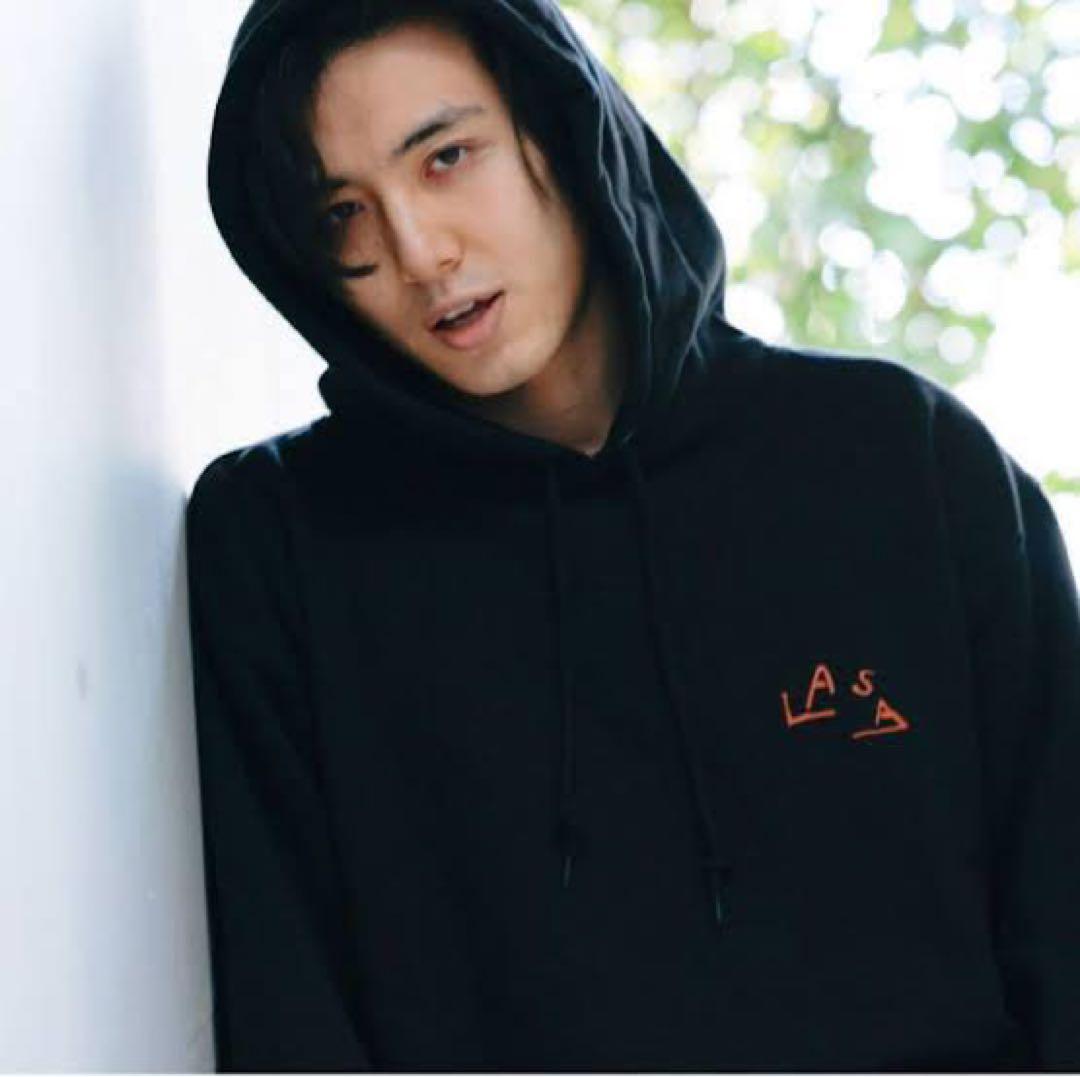 藤井風　LASA パーカー　Mサイズ 藤井風 オフィシャルグッズ LASAパーカー【Mサイズ】 - メルカリ