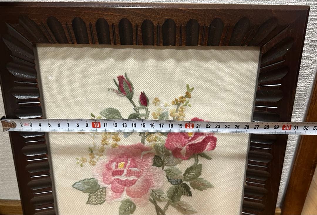ハンドメイド】刺繍フレーム 額縁入り バラ 薔薇 インテリア - メルカリ