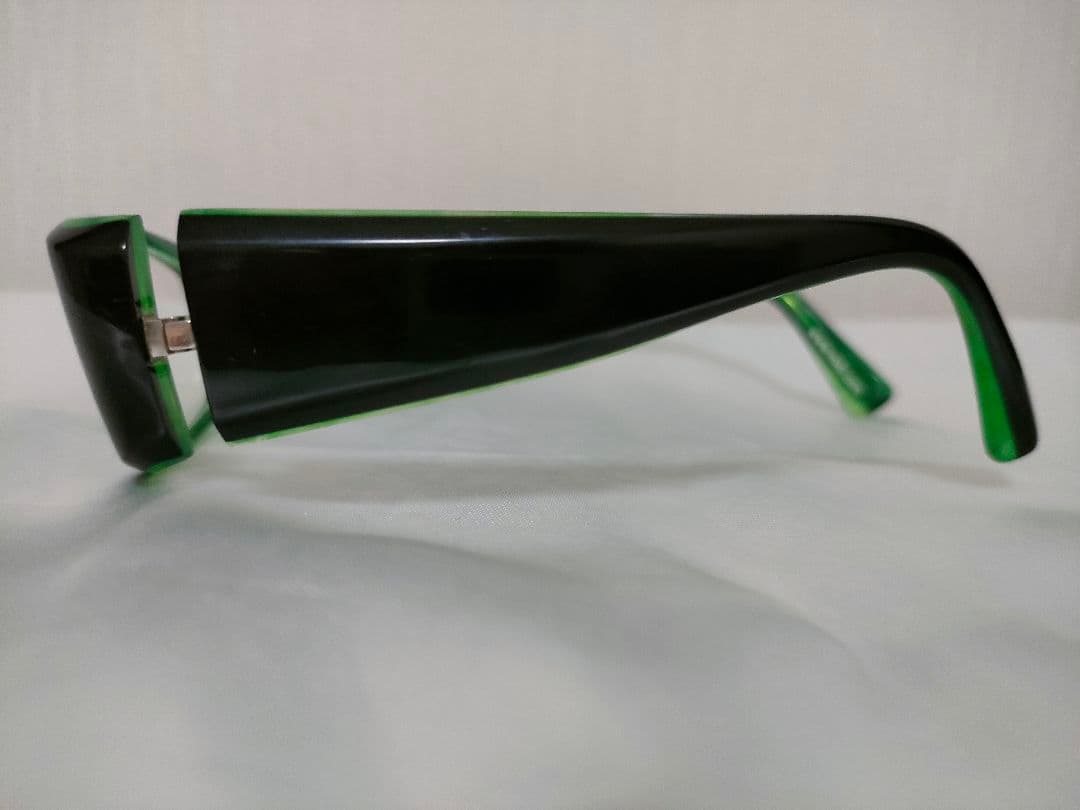 alain mikli アランミクリ フレームカラー グリーン メガネ - メルカリ