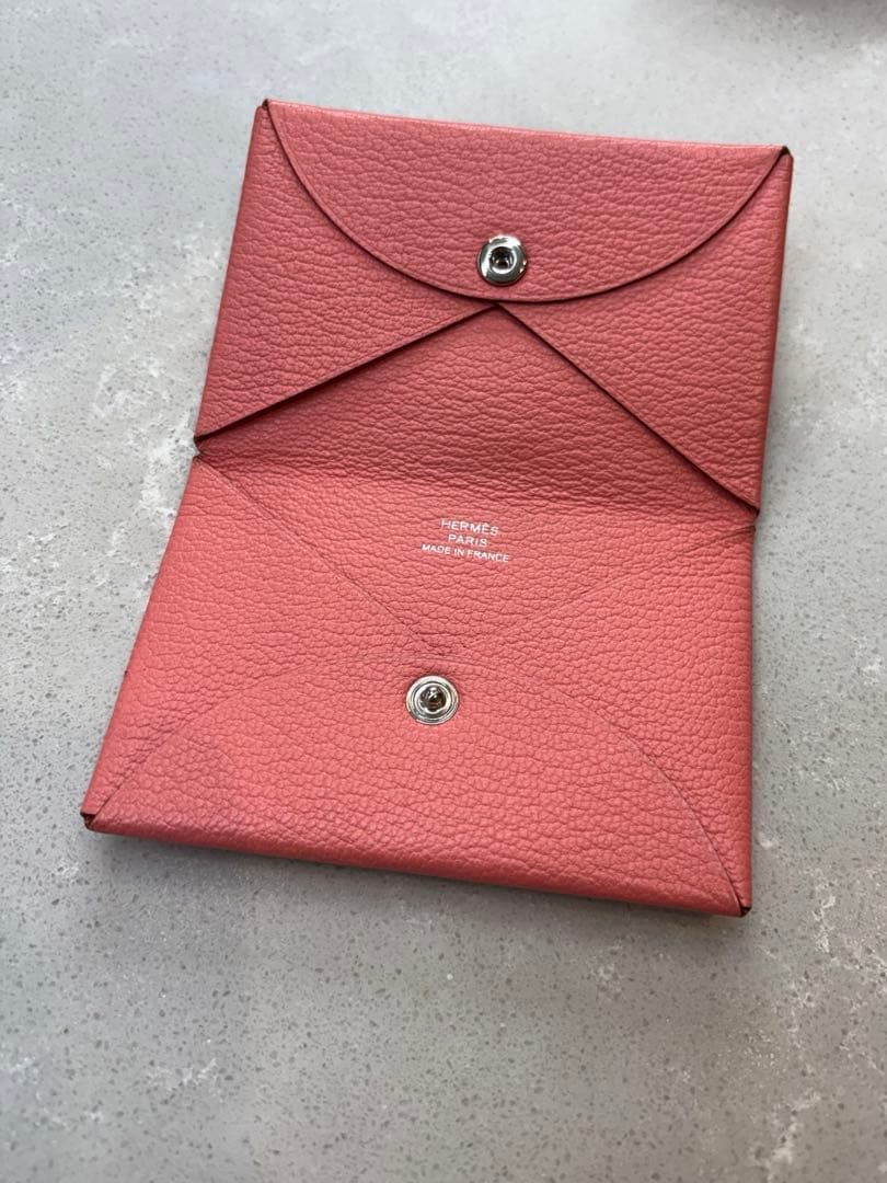 HERMES カルヴィ　ピンク　名刺入れ　カードケース　エルメス ミニ財布にも♪》 エルメス カードケース カルヴィ デュオ (HERMES