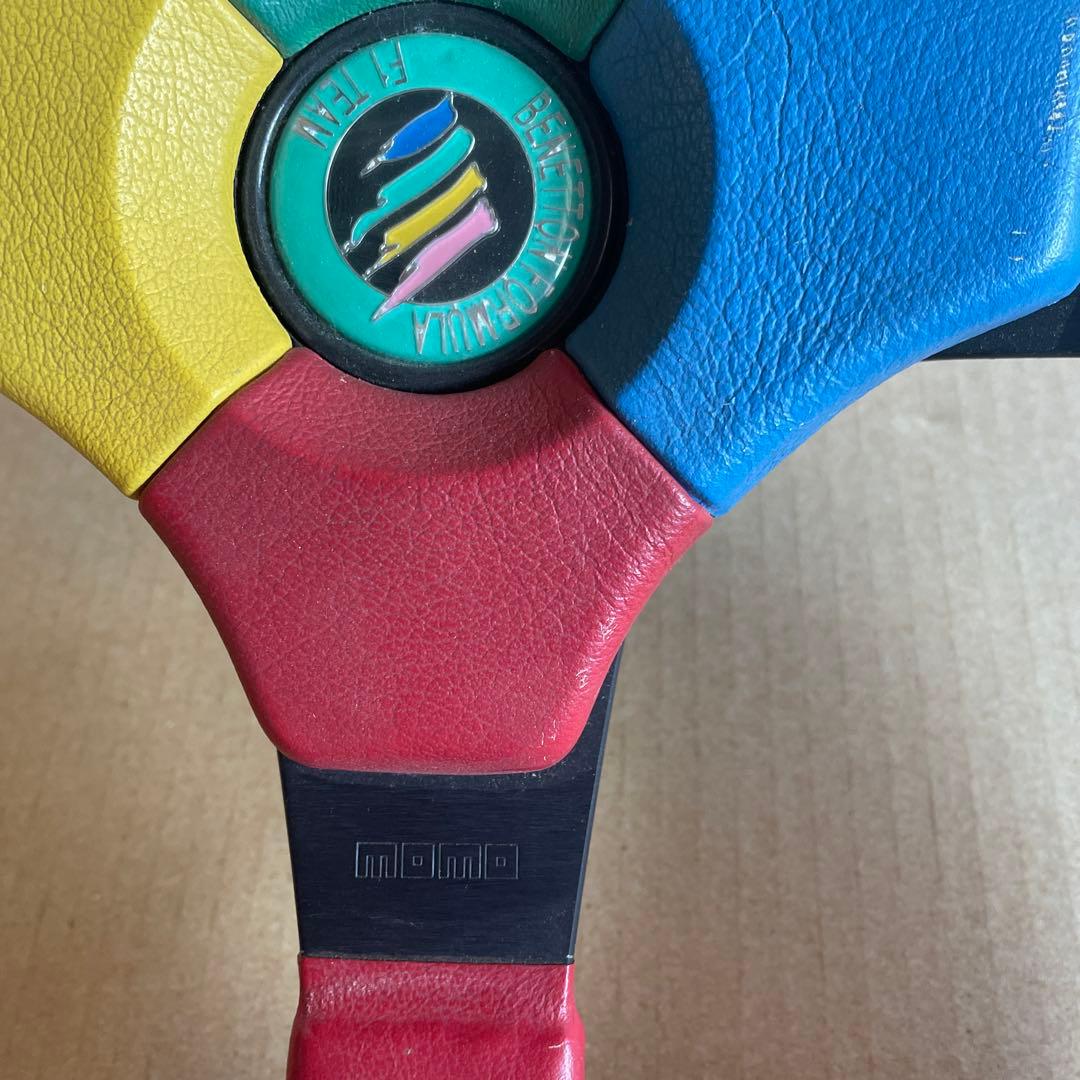 momo モモベネトンF1 TEAMステアリングハンドル - メルカリ