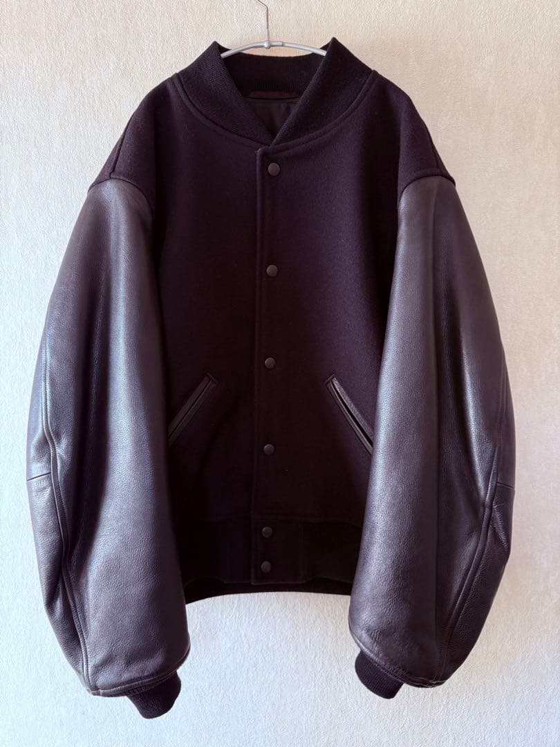 COMOLI BEAMS コモリ ビームス バーシティ ジャケット COMOLI × BEAMS バーシティジャケット スタジャン サイズ2 - メルカリ