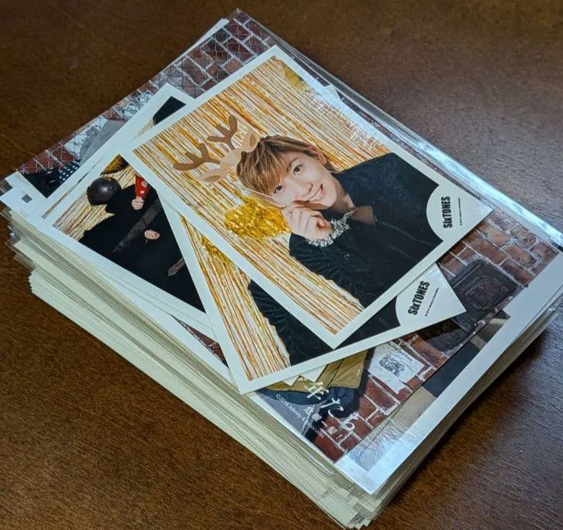 SixTONES　京本大我公式写真　約119枚 Amazon.co.jp: Six TONES 公式 生 写真（京本大我）ST00356 : おもちゃ