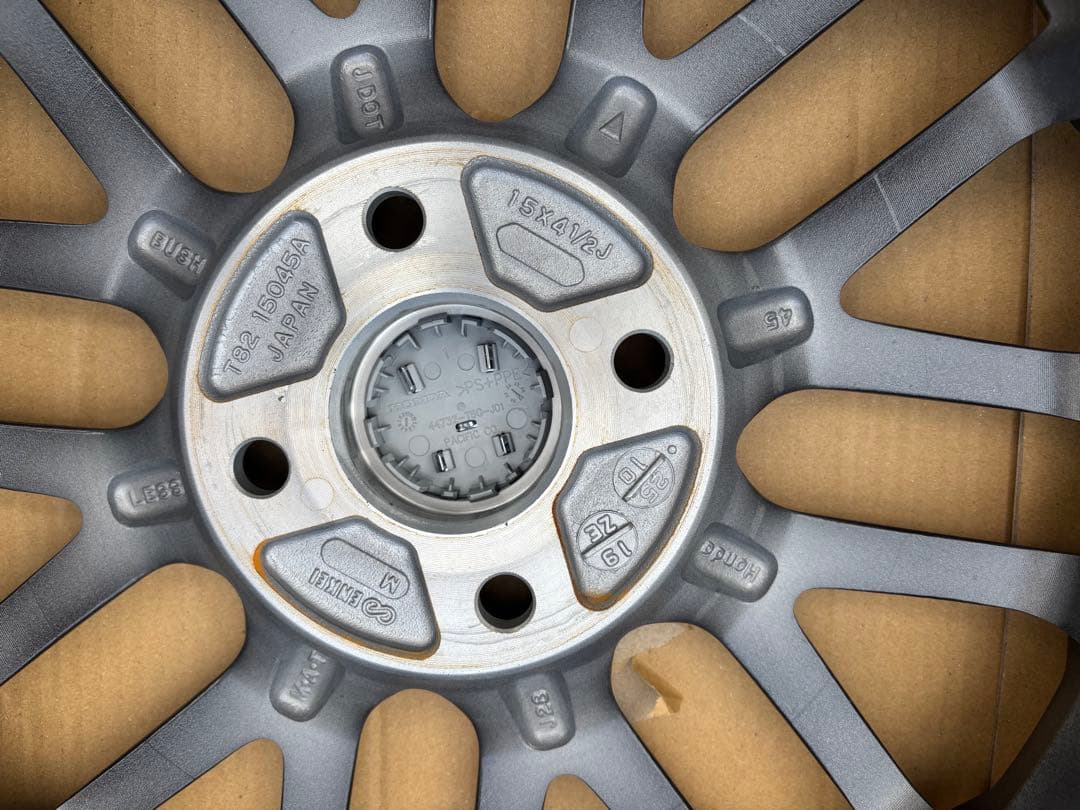 よっしー様専用 N-BOXカスタム 15インチホイール 新車外し - メルカリ