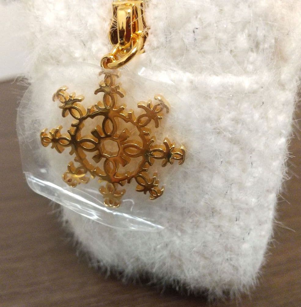 シャネル エッセンシャルケアセット 2024年限定 箱入りポーチ