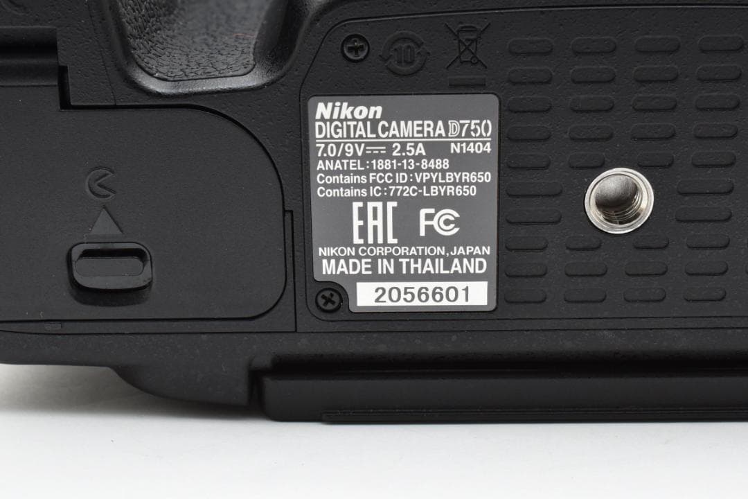 ほぼ新品 ニコン　Nikon D750 ボディ 《ショット数496回》 1200
