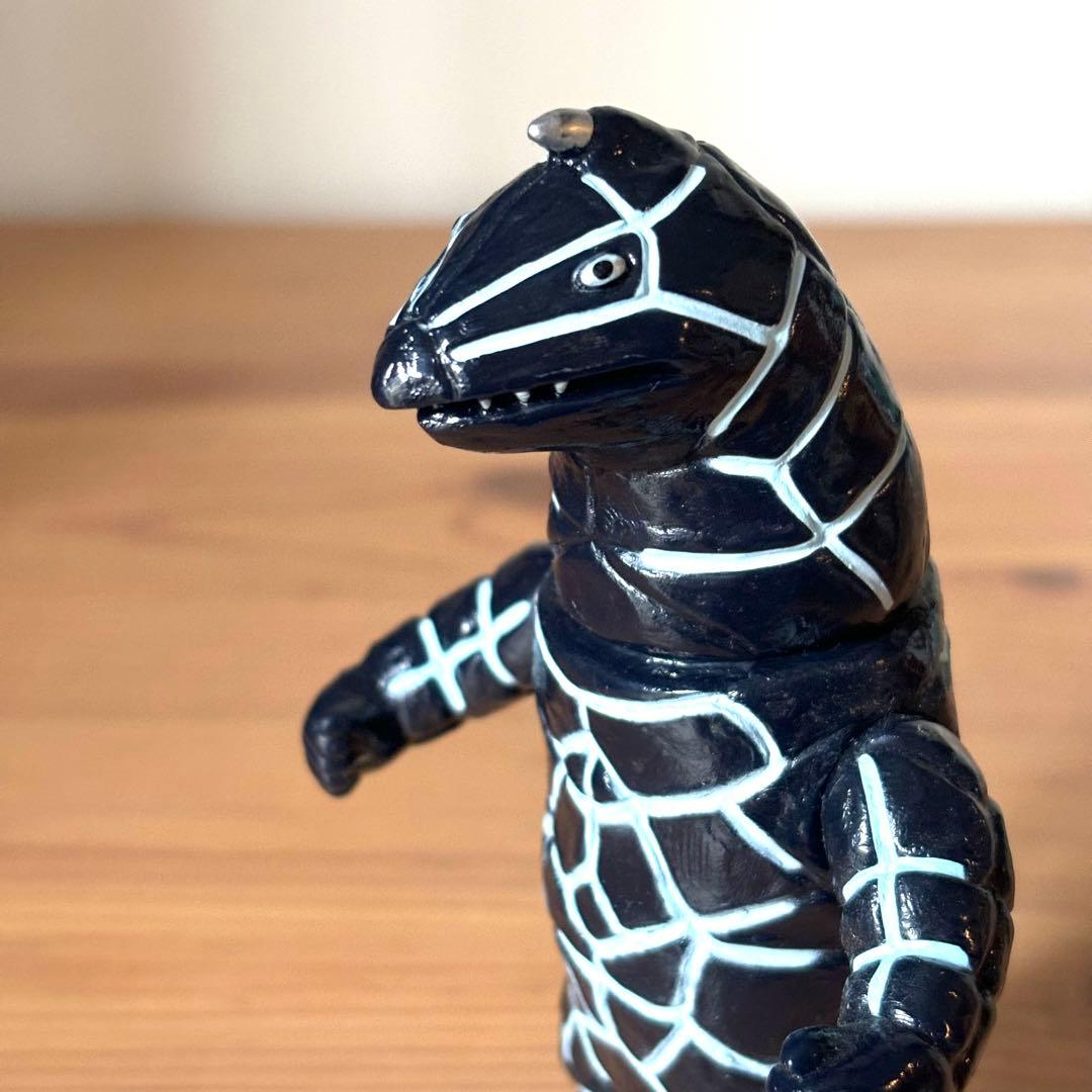 サンガッツ本舗《ドラコ》 ソフビ 円谷怪獣総進撃 ソフビ レッドマン