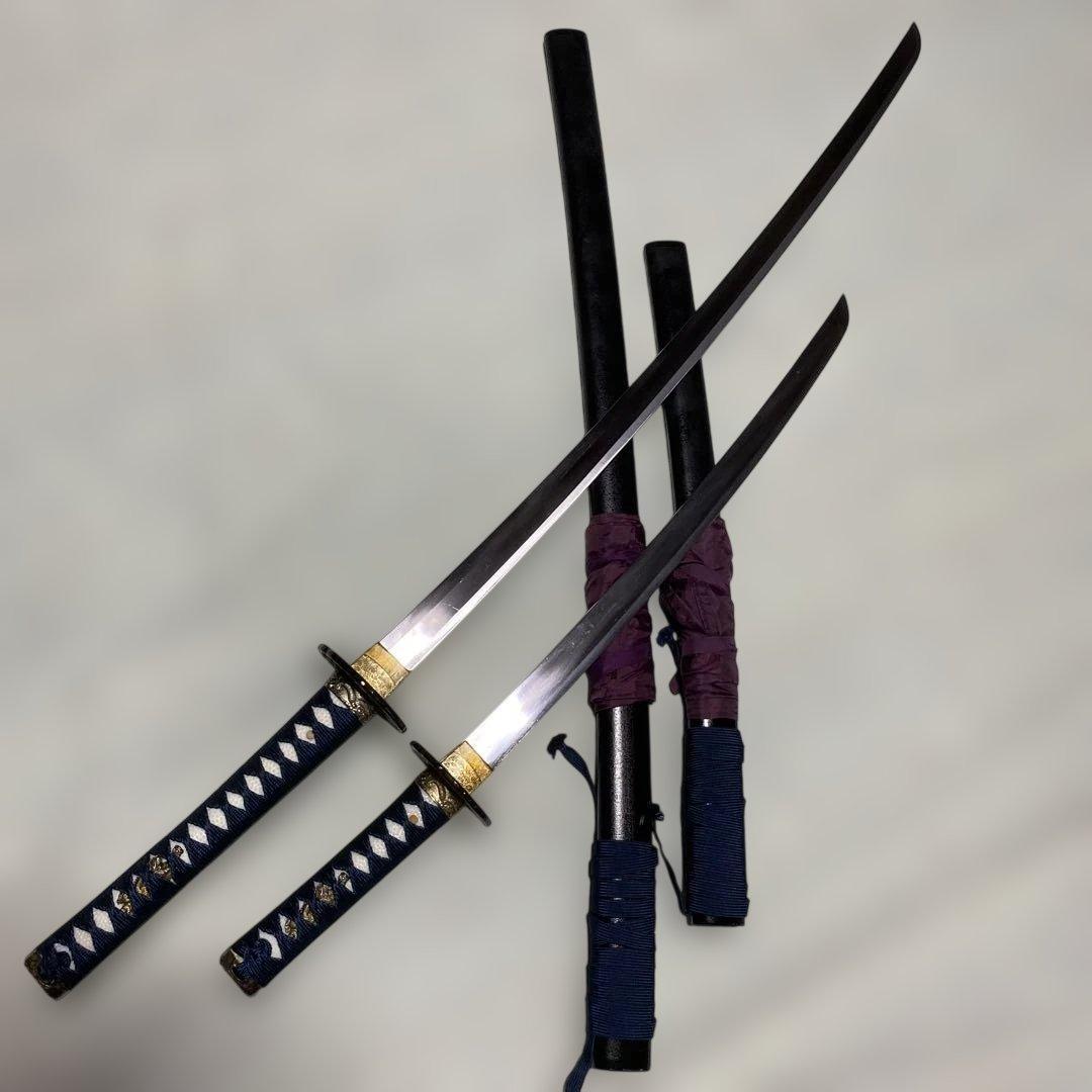 高級模造刀大小２本(刀袋付) 青柄 鶴羽透し丸鍔 黒梨地鞘