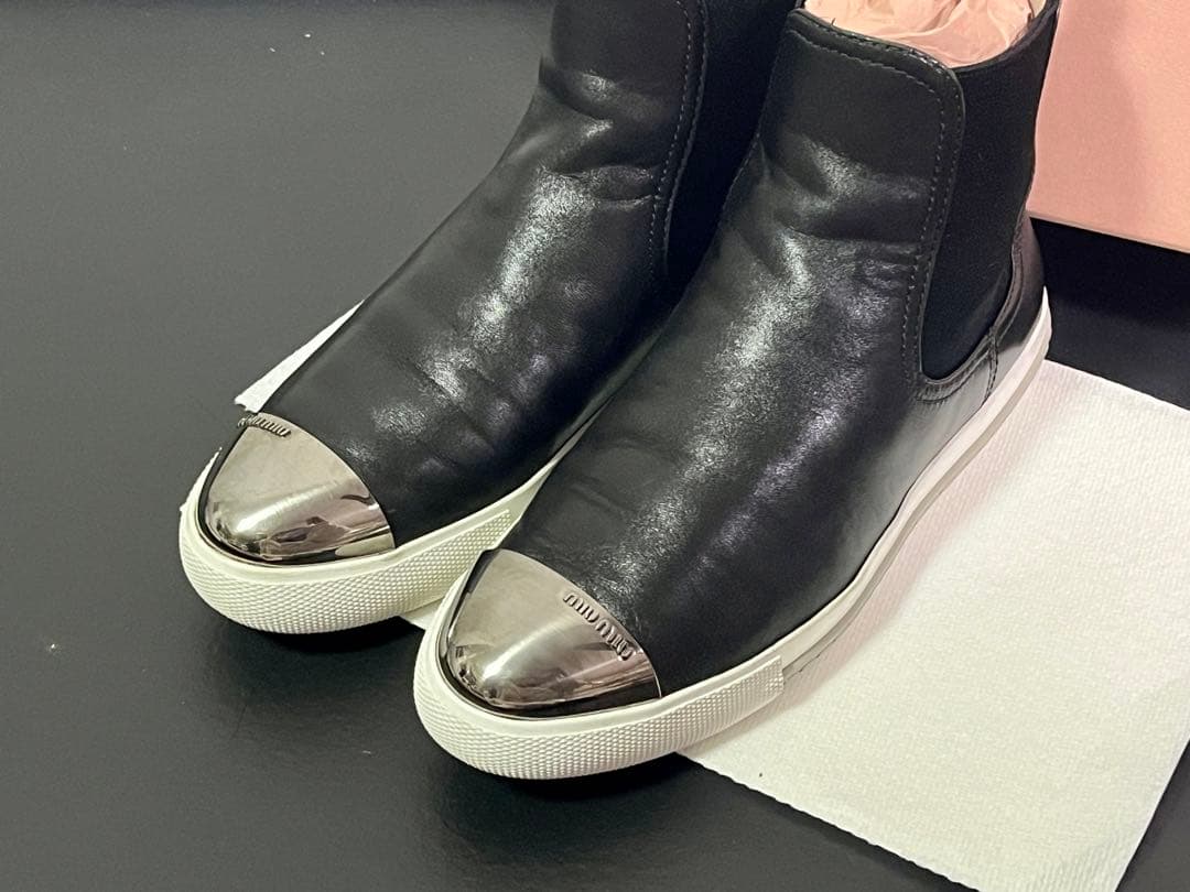 miu miu　サイドゴア　スニーカー　メタルトゥ　レザー　本革 22.5cm