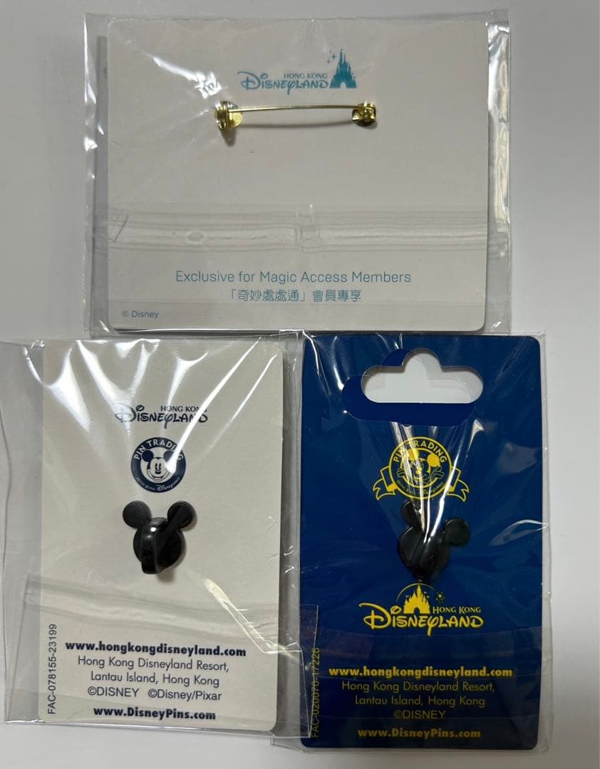 香港ディズニー 年パス特典 ピンバッジ - メルカリ
