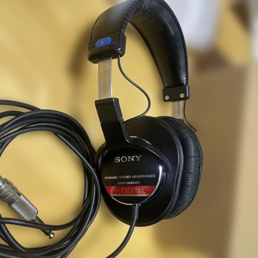 【jll】SONY MDR-CD900ST スタジオモニターヘッドフォン SONY MDR-CD900ST 密閉型プロ用モニターヘッドホン 定番 人気 音楽制作