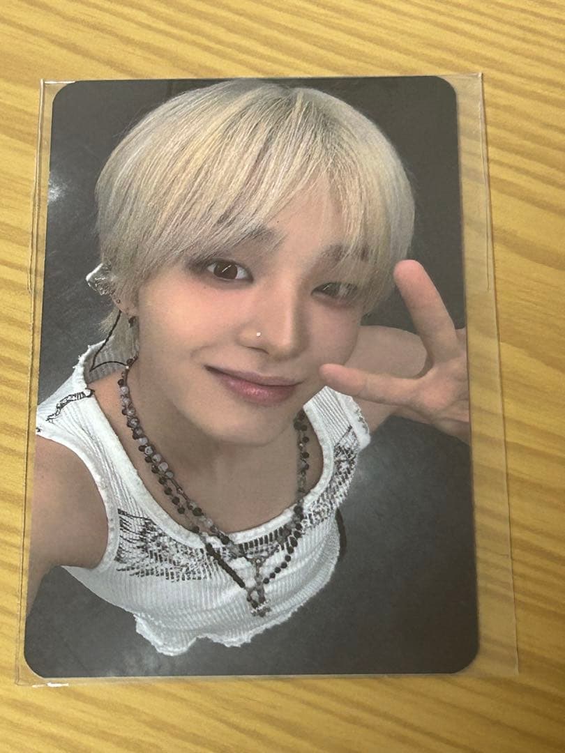 TREASURE ジフン　POPUP シーグリ treasure シーグリ トレカ ジフン 韓国 popup 4万ウォン 特典 - メルカリ