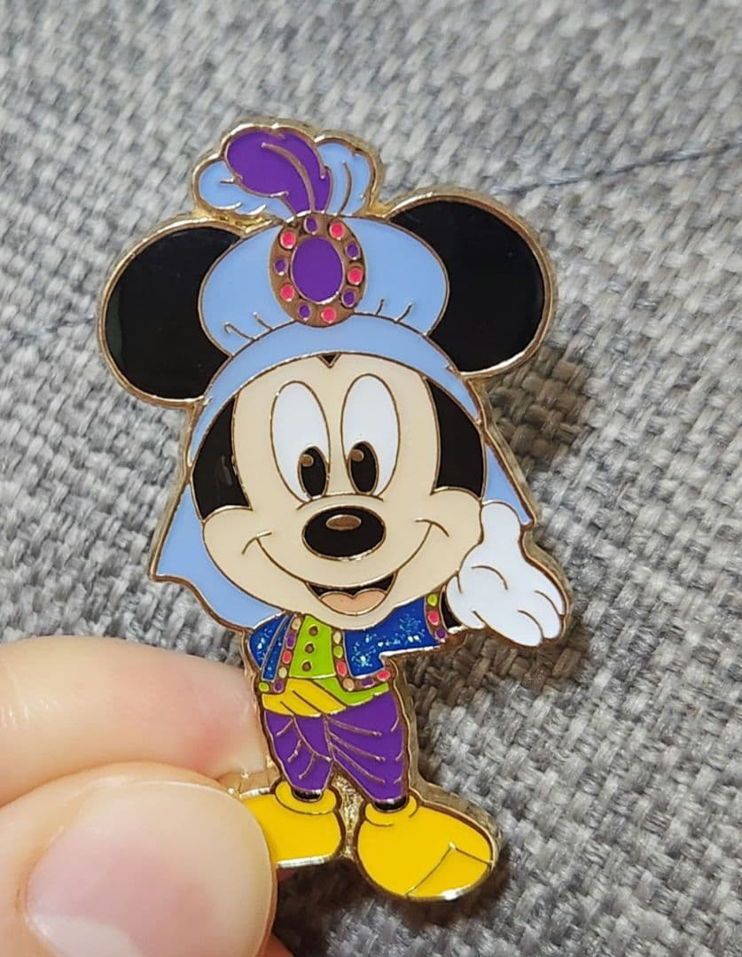 ディズニー ミッキー ミニー アラビアンコースト ゲーム ピンバッジ