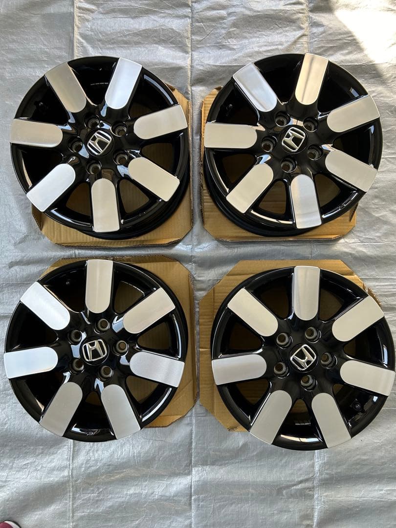 ②新型フリードAir 15インチ 純正アルミホイール 2本 - メルカリ