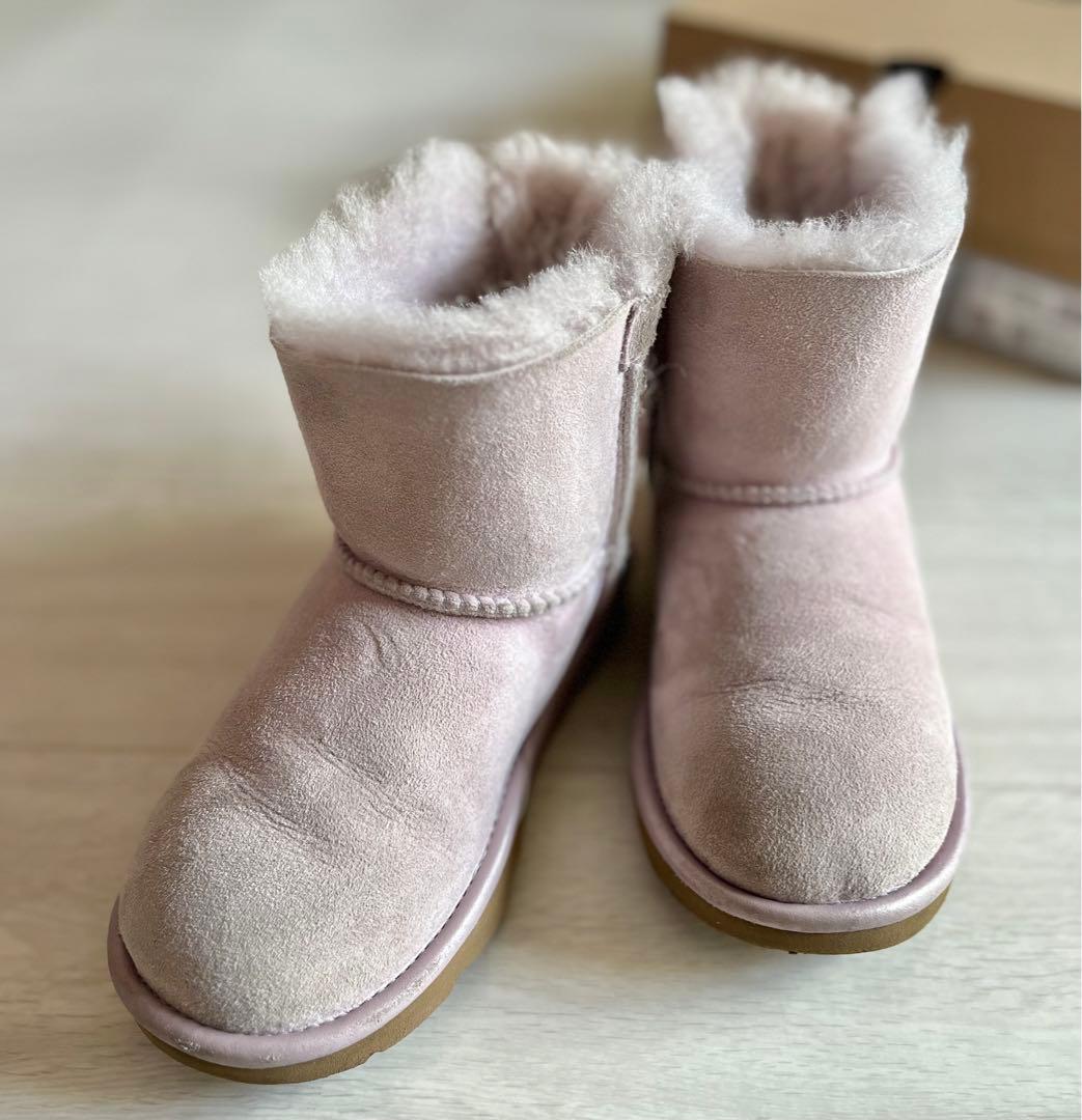 UGG アグ＊キッズ リボンムートンブーツ20cm - メルカリ