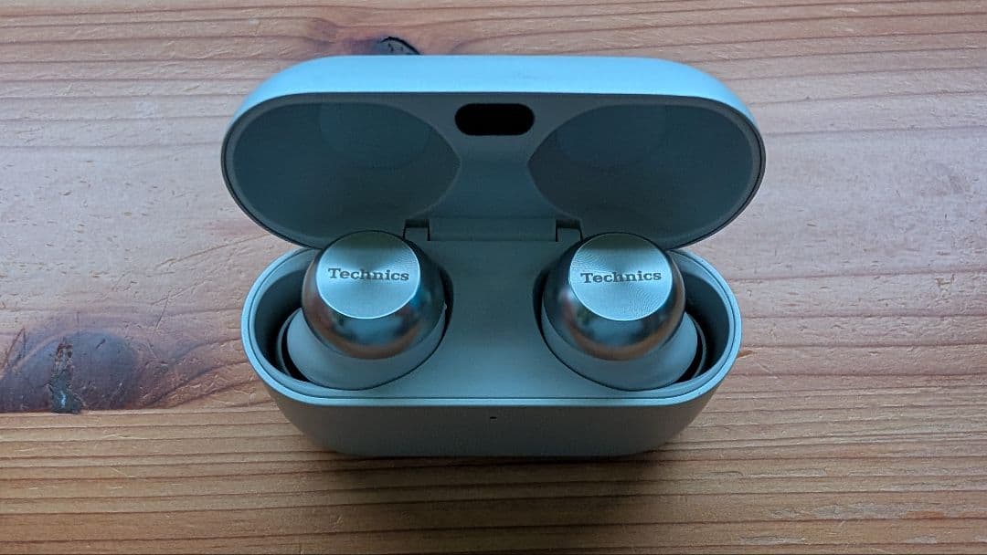 AZ100 Technics 本体付属品全て有り イヤーピース未使用 - メルカリ