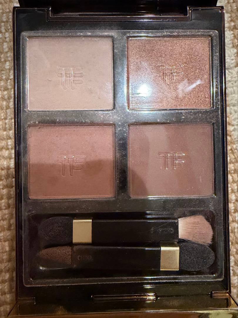 トムフォード　スールサブール トムフォードアイカラークォード、31スールサーブル | **minimaru