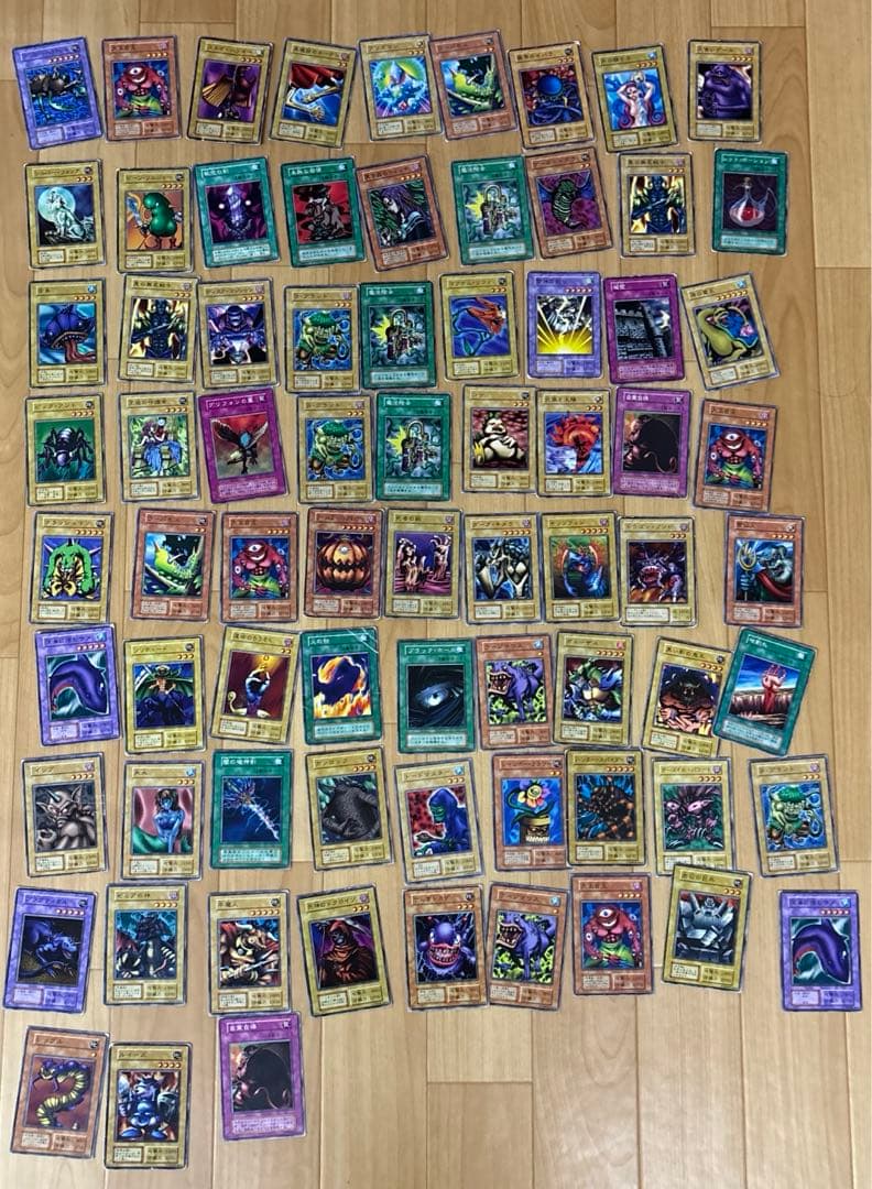 値下げ】⑤遊戯王 183枚 まとめ売り 右下ホロなし - メルカリ