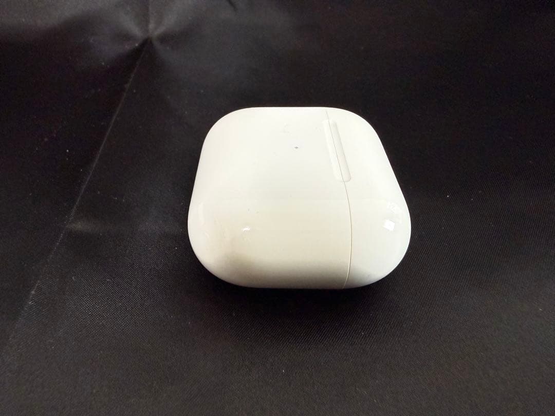 AirPods本体(3rd Generation)ホワイト 充電ケース付き 箱付 - メルカリ