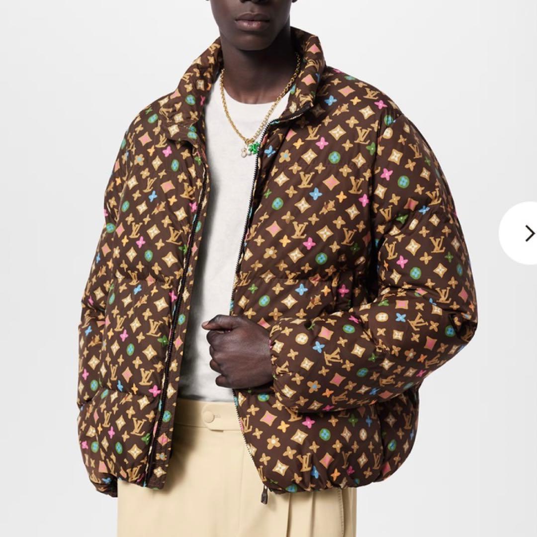 ルイヴィトン モノグラムプリント ライトダウンジャケット 伊勢丹新宿