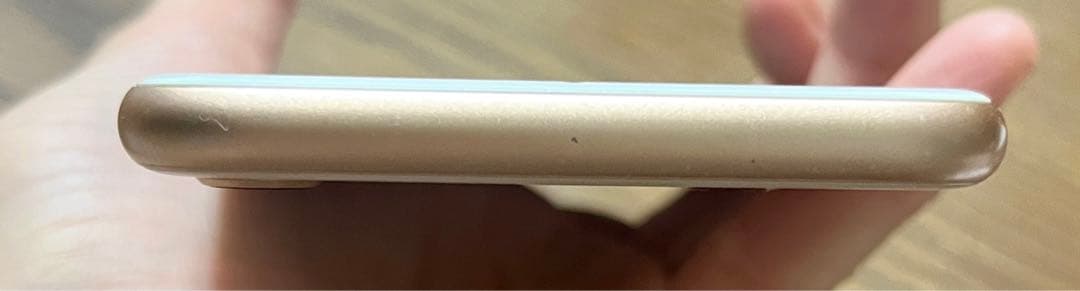 iPhone 8 本体 ◎64GB/箱あり/大きな傷なし！