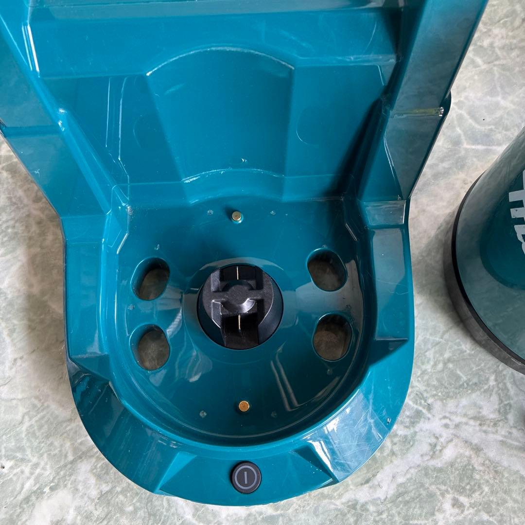 Makita ハンドル付き 36V バッテリー式電気ケトル 整理番号Aカ