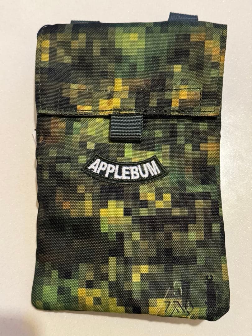 バッグ APPLEBUM RAIDBACK PIXEL CAMO NECK POUCH APPLEBUM（アップルバム） ネックポーチ “Pixel Camo” Neck Pouch