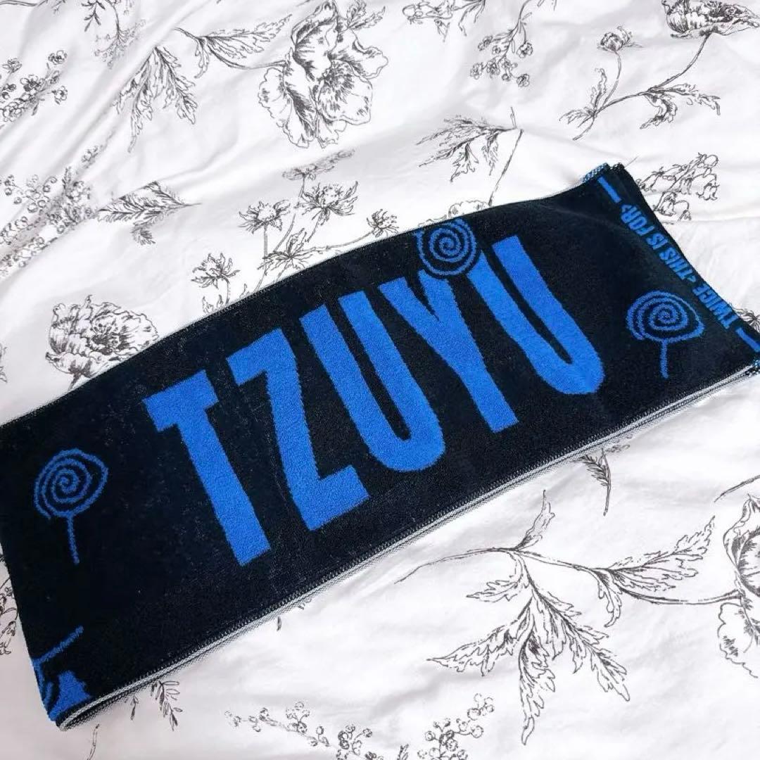 TWICE THIS IS FOR♡マフラータオルツウィ - メルカリ