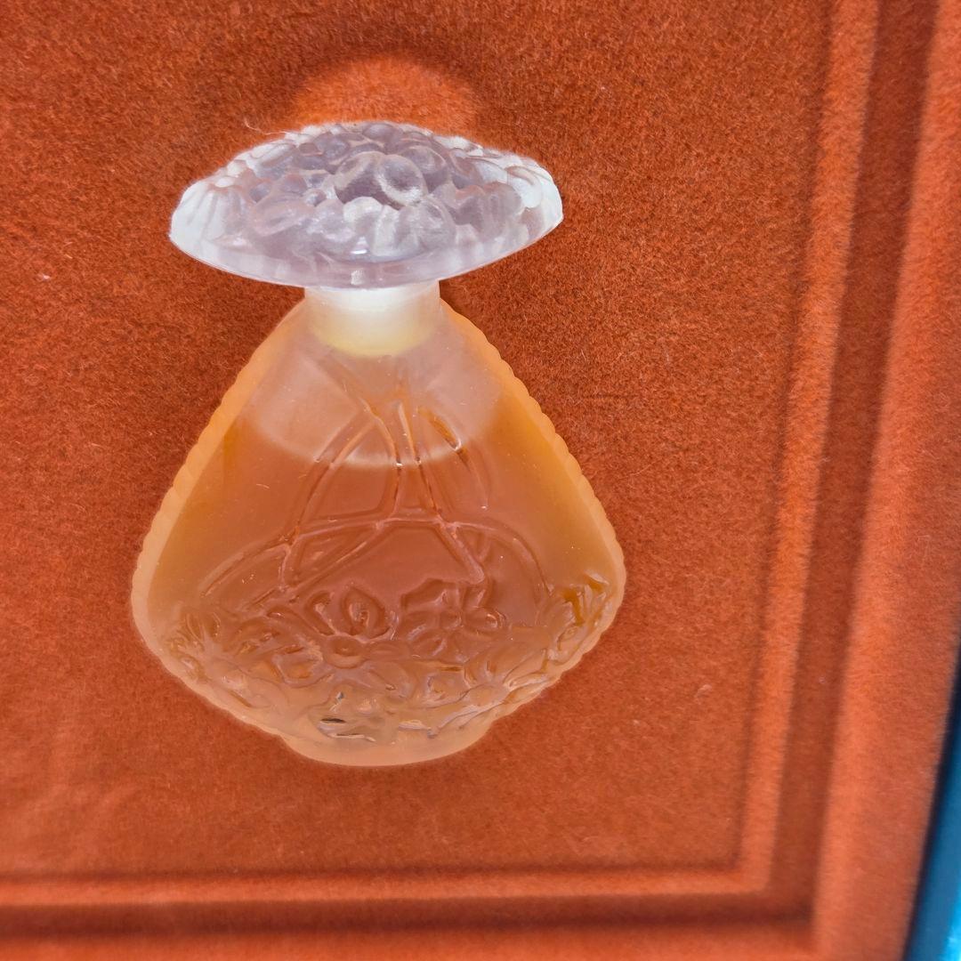 希少】LALIQUE アルティメットコレクション ミニ香水セット - メルカリ
