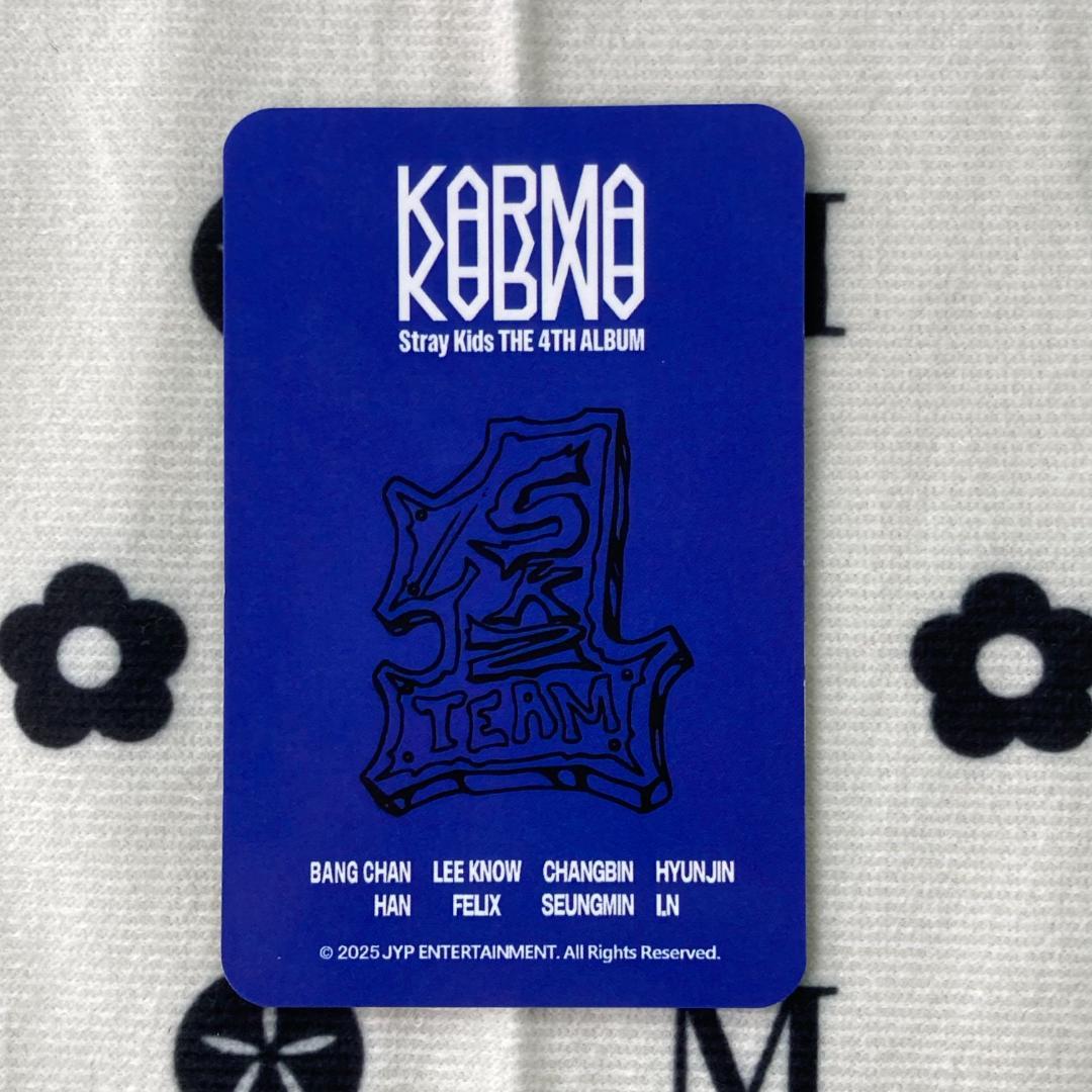 StrayKids ポップアップ ユニフォームKARMA トレカ フィリックス