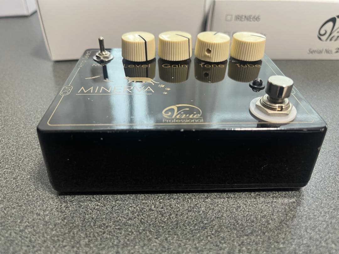 Vivie MINERVA オーバードライブ/ディストーション