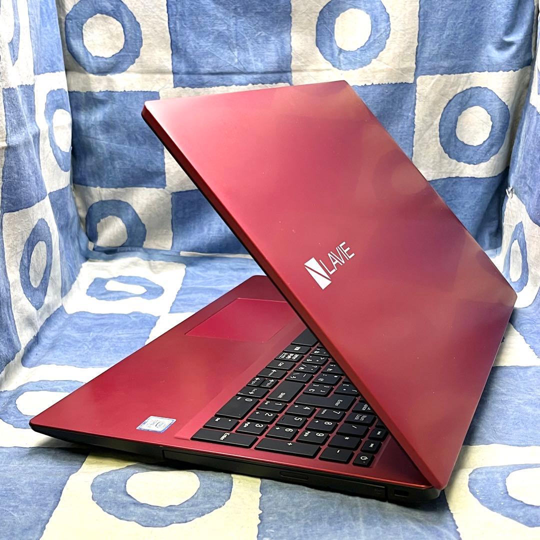 第8世代！快速SSD256GB☆貴重赤ノートPC♪ブルーレイ&カメラ！Win11