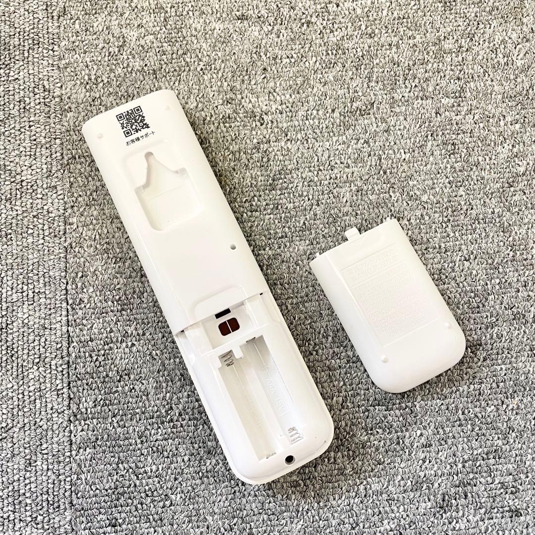 ダイキン工業株式会社 2021年製 AN22YESK-W