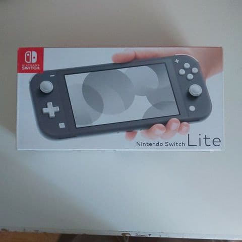 Nintendo Switch NINTENDO SWITCH LITE グ… Amazon.co.jp: 【整備済み品】 Nintendo Switch Lite 本体 グレー