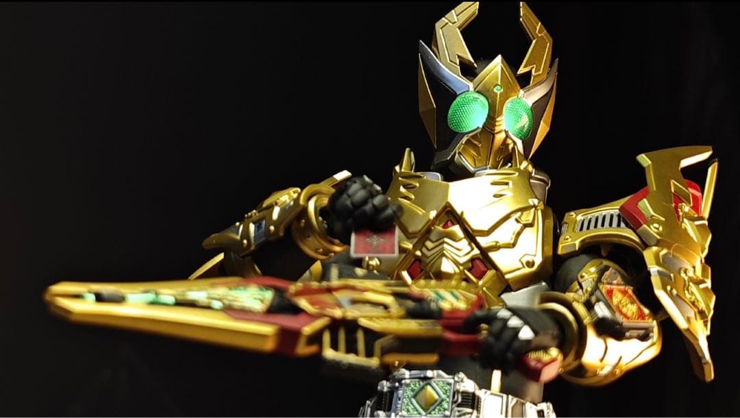 S.H.Figuarts 仮面ライダーギャレン キングフォーム真骨彫Ver発光版